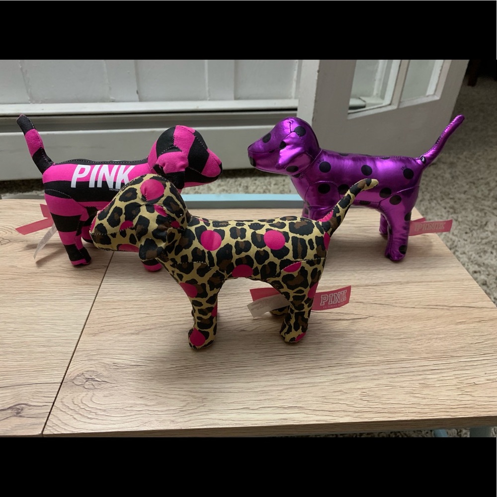 PINK by Victoria Secret Dogs